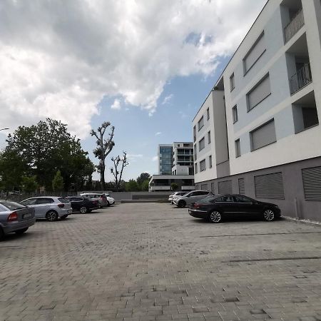 Vízpart Honvéd Apartman Balatonlelle Exterior foto