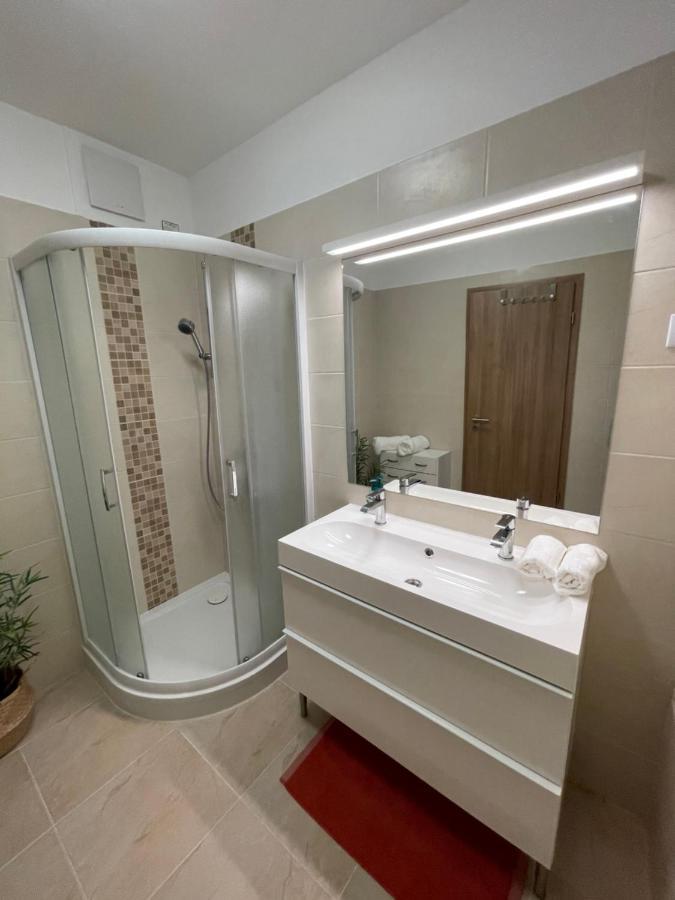Vízpart Honvéd Apartman Balatonlelle Exterior foto